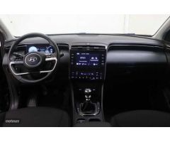Hyundai Tucson 1.6 TGDI Maxx 4x2 de 2024 con 16.134 Km por 27.900 EUR. en Vizcaya