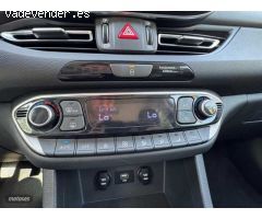 Hyundai i30 1.5 DPI Klass SLX 110 de 2024 con 16.742 Km por 18.490 EUR. en Madrid