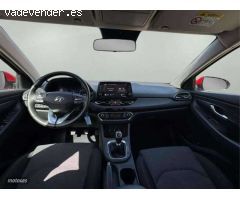 Hyundai i30 1.5 DPI Klass SLX 110 de 2024 con 16.742 Km por 18.490 EUR. en Madrid