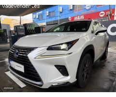 Lexus NX Bussiness de 2018 con 139.000 Km por 23.900 EUR. en Malaga