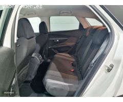 Peugeot 3008 Active hdi de 2019 con 65.000 Km por 15.300 EUR. en Sevilla