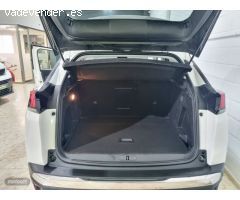 Peugeot 3008 Active hdi de 2019 con 65.000 Km por 15.300 EUR. en Sevilla