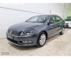 Volkswagen Passat 2.0 tdi advance dsg de 2014 con 84.000 Km por 13.800 EUR. en Sevilla