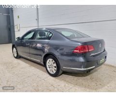 Volkswagen Passat 2.0 tdi advance dsg de 2014 con 84.000 Km por 13.800 EUR. en Sevilla