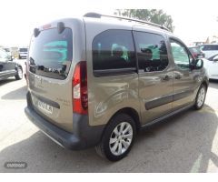 Peugeot Partner 1.6 HDI 100 CV 5 PLAZAS. de 2018 con 201.000 Km por 12.000 EUR. en Murcia