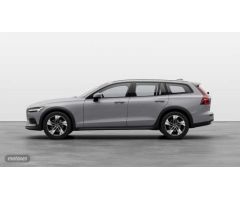 Volvo V 60 V60 2.0 B4 D CROSS COUNTRY CORE AUTO AWD 197 5P de 2023 con 19.000 Km por 43.000 EUR. en
