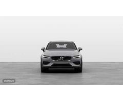 Volvo V 60 V60 2.0 B4 D CROSS COUNTRY CORE AUTO AWD 197 5P de 2023 con 19.000 Km por 43.000 EUR. en