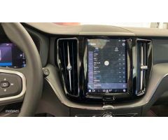 Volvo XC 60 2.0 B4 D CORE AUTO 197 5P de 2024 con 24.660 Km por 43.000 EUR. en Cadiz