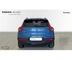 Volvo XC40 2.0 B3 PLUS DARK AUTO 163 5P de 2025 con 10 Km por 42.950 EUR. en Cadiz