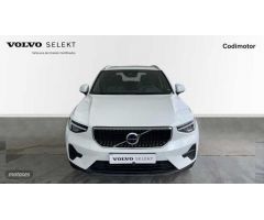 Volvo XC40 XC40 Core, T2 Automatica Gasolina de 2024 con 10.645 Km por 34.900 EUR. en Huelva