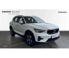 Volvo XC40 XC40 Core, T2 Automatica Gasolina de 2024 con 10.645 Km por 34.900 EUR. en Huelva
