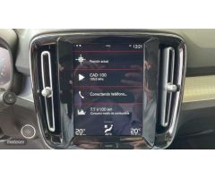 Volvo XC40 XC40 Core, T2 Automatica Gasolina de 2024 con 10.645 Km por 34.900 EUR. en Huelva