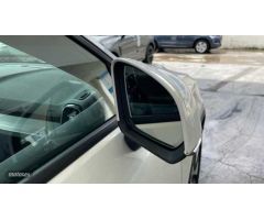 Volvo XC40 XC40 Core, T2 Automatica Gasolina de 2024 con 10.645 Km por 34.900 EUR. en Huelva