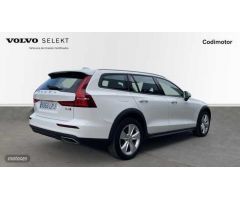 Volvo V 60 V60 Cross Country, B4 AWD mild hybrid de 2021 con 84.808 Km por 31.990 EUR. en Huelva