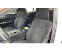 Volvo V 60 V60 Cross Country, B4 AWD mild hybrid de 2021 con 84.808 Km por 31.990 EUR. en Huelva