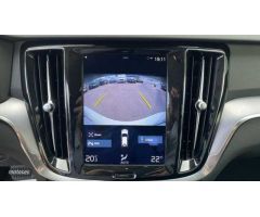 Volvo V 60 V60 Cross Country, B4 AWD mild hybrid de 2021 con 84.808 Km por 31.990 EUR. en Huelva