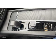 Volvo XC 60 XC60 Core, B4 Mild Hybrid, Diesel de 2024 con 45.213 Km por 38.990 EUR. en Huelva