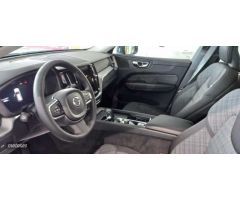 Volvo XC 60 XC60 Core, B4 Mild Hybrid, Diesel de 2024 con 30.233 Km por 39.990 EUR. en Huelva