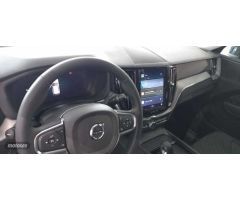 Volvo XC 60 XC60 Core, B4 Mild Hybrid, Diesel de 2024 con 30.233 Km por 39.990 EUR. en Huelva