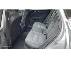 Volvo XC 60 XC60 Core, B4 Mild Hybrid, Diesel de 2024 con 33.276 Km por 39.990 EUR. en Huelva