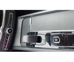 Volvo XC 60 XC60 Core, B4 Mild Hybrid, Diesel de 2024 con 33.276 Km por 39.990 EUR. en Huelva