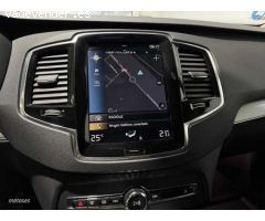 Volvo XC 90 Momentum Pro, B5 AWD mild hybrid 7 plazas (diesel), 7 Asientos de 2021 con 81.944 Km por