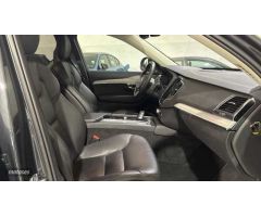 Volvo XC 90 2.0 B5 D MOMENTUM PRO AWD AUTO 5P 7 Plazas de 2021 con 90.000 Km por 47.900 EUR. en Alic