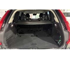 Volvo XC 90 2.0 B5 D MOMENTUM PRO AWD AUTO 5P 7 Plazas de 2021 con 90.000 Km por 47.900 EUR. en Alic