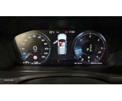 Volvo XC 90 2.0 B5 D MOMENTUM PRO AWD AUTO 5P 7 Plazas de 2021 con 90.000 Km por 47.900 EUR. en Alic