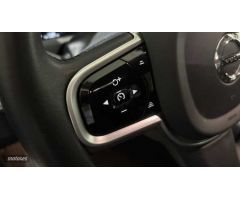 Volvo XC 90 2.0 B5 D MOMENTUM PRO AWD AUTO 5P 7 Plazas de 2021 con 90.000 Km por 47.900 EUR. en Alic