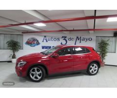 Mercedes Clase GLA 180 Aut de 2018 con 125.000 Km por 19.990 EUR. en Tenerife