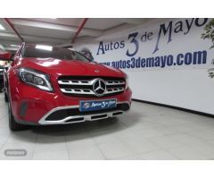 Mercedes Clase GLA 180 Aut de 2018 con 125.000 Km por 19.990 EUR. en Tenerife