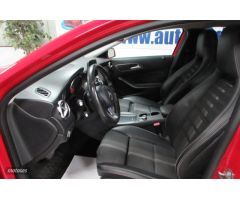 Mercedes Clase GLA 180 Aut de 2018 con 125.000 Km por 19.990 EUR. en Tenerife