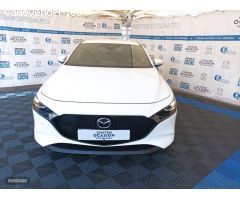 Mazda Mazda3 2.0 EVOLUTION 5P de 2021 con 36.966 Km por 22.500 EUR. en Pontevedra