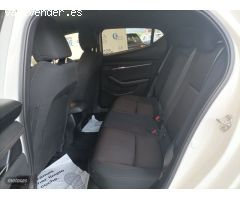 Mazda Mazda3 2.0 EVOLUTION 5P de 2021 con 36.966 Km por 22.500 EUR. en Pontevedra