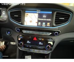 Hyundai Ioniq Hibrido Style de 2016 con 148.700 Km por 12.800 EUR. en Malaga