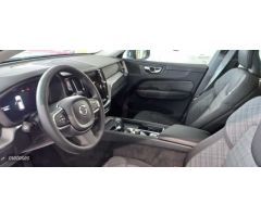 Volvo XC 60 XC60 Core, B4 Mild Hybrid, Diesel de 2024 con 30.233 Km por 39.990 EUR. en Sevilla