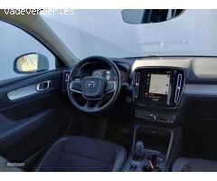 Volvo XC40 XC40 D3 AWD BUSINESS PLUS AUTO de 2020 con 65.480 Km por 30.490 EUR. en Sevilla