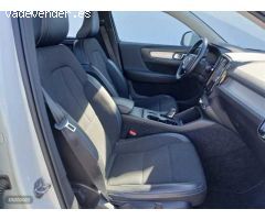 Volvo XC40 XC40 D3 AWD BUSINESS PLUS AUTO de 2020 con 65.480 Km por 30.490 EUR. en Sevilla