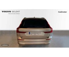 Volvo XC 60 XC60 Core, B4 Mild Hybrid, Diesel de 2024 con 31.650 Km por 39.990 EUR. en Sevilla