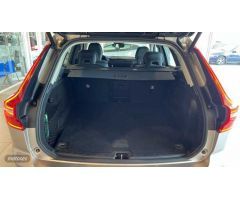 Volvo XC 60 XC60 Core, B4 Mild Hybrid, Diesel de 2024 con 31.650 Km por 39.990 EUR. en Sevilla