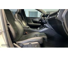Volvo XC40 2.0 D3 R-DESIGN AUTO 150 CV de 2019 con 104.700 Km por 29.900 EUR. en A Coruna