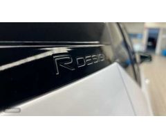 Volvo XC40 2.0 D3 R-DESIGN AUTO 150 CV de 2019 con 104.700 Km por 29.900 EUR. en A Coruna