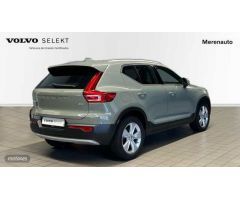 Volvo XC40 2.0 B3 CORE AUTO 163 CV de 2024 con 32.097 Km por 33.300 EUR. en A Coruna