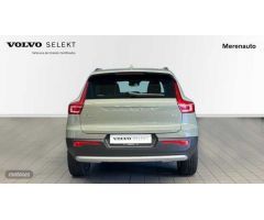 Volvo XC40 2.0 B3 CORE AUTO 163 CV de 2024 con 32.097 Km por 33.300 EUR. en A Coruna