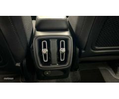 Volvo XC40 2.0 B3 CORE AUTO 163 CV de 2024 con 32.097 Km por 33.300 EUR. en A Coruna