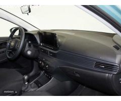 Hyundai Bayon 1.2 MPI Maxx de 2024 con 800 Km por 19.990 EUR. en Cadiz