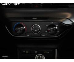 Hyundai Bayon 1.0 TGDI 48V Maxx de 2021 con 57.600 Km por 16.490 EUR. en Cadiz