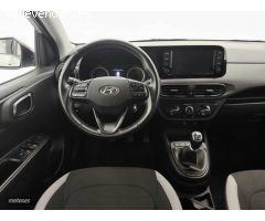 Hyundai i10 1.0 MPI Klass de 2022 con 15.959 Km por 12.400 EUR. en Barcelona