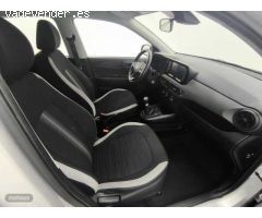 Hyundai i10 1.0 MPI Klass de 2022 con 15.959 Km por 12.400 EUR. en Barcelona